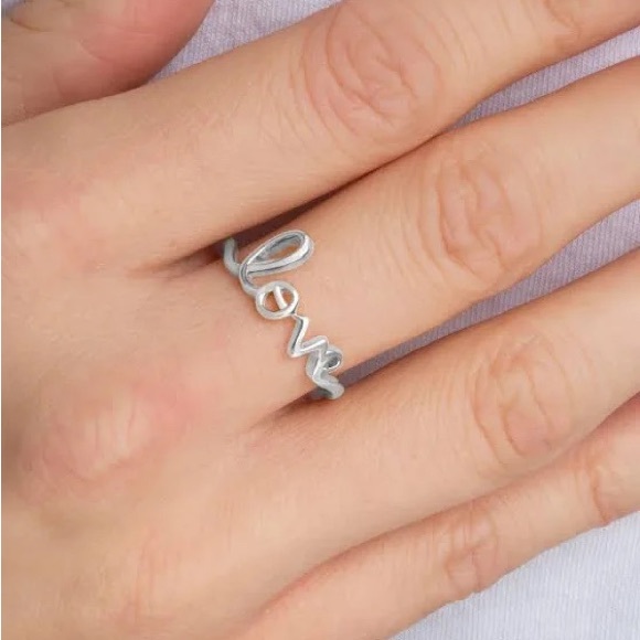 925 Sterling Silver Cursive “Love” Word Ring - Picture 3 of 17